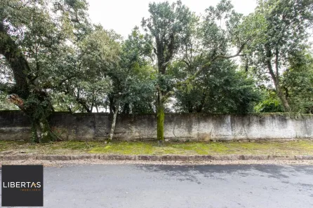 Lote/Terreno à venda, 300m² no Espírito Santo, Porto Alegre