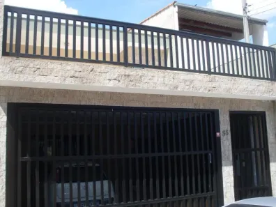 Sobrado com 2 Quartos à venda, 200m² no Parque Gerassi, Santo André