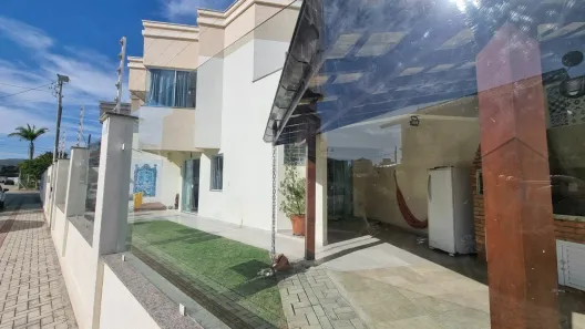 Sobrado com 2 Quartos à venda, 81m² no Balneario Pereque, Porto Belo