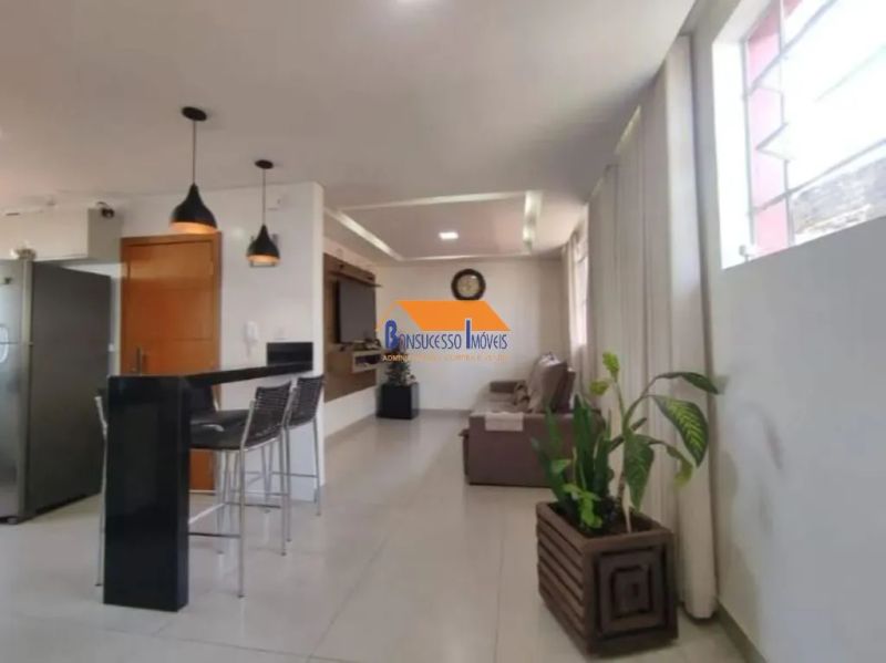 Apartamento com 2 quartos — Ipiranga, Belo Horizonte