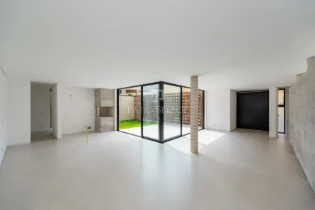 Casa de Condomínio com 3 Quartos à venda, 286m² no Campo Comprido, Curitiba