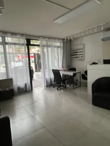 Ponto Comercial para alugar, 22m² no Jardim das Acácias, São Paulo