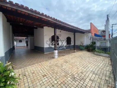 Imóvel Comercial com 7 Quartos à venda, 234m² no Centro, Caraguatatuba