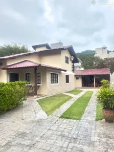 Casa com 4 Quartos para alugar, 300m² no Canasvieiras, Florianópolis