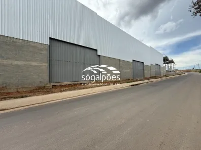 Galpão/Depósito/Armazém para alugar, 610m² no Bandeirinhas, Betim