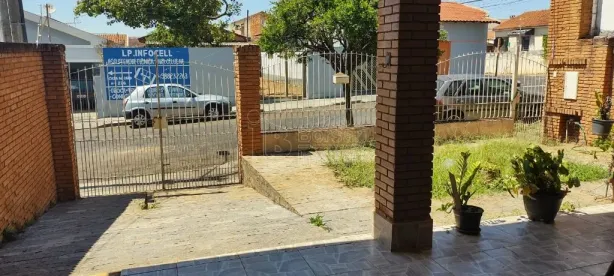 Casa com 3 Quartos à venda, 200m² no Jardim Brasil (Vila Xavier), Araraquara