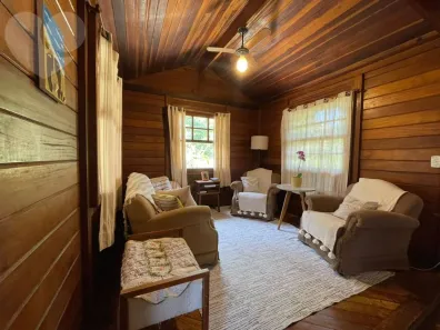 Casa de Condomínio com 3 Quartos à venda, 560m² no Badu, Niterói