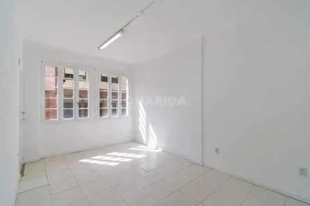 Sala Comercial para alugar, 119m² no Centro Histórico, Porto Alegre