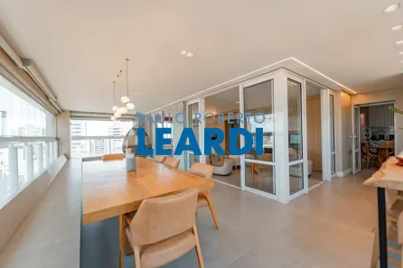 Apartamento com 4 Quartos à venda, 276m² no Aclimação, São Paulo