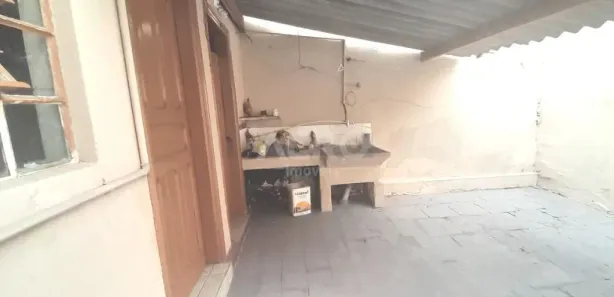 Casa com 2 Quartos para alugar, 60m² no Centro, Bauru