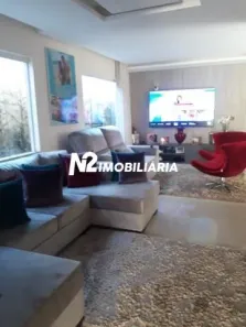 Sobrado com 4 Quartos à venda, 288m² no Jardim Europa, Uberlândia
