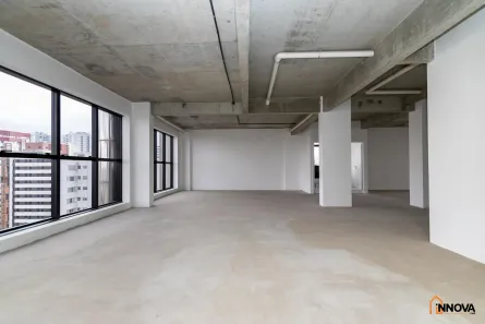 Sala Comercial com 1 Quarto à venda, 327m² no Centro, Curitiba