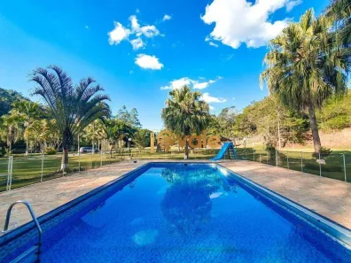 Fazenda/Sítio com 5 Quartos à venda, 477m² no Jardim Olimpia, Santa Branca