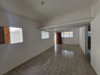 Casa com 3 Quartos à venda, 360m² no Jardim São Paulo, Recife