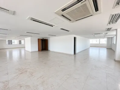 Sala Comercial para alugar, 454m² no Enseada do Suá, Vitória