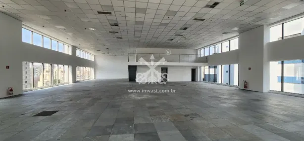 Sala Comercial para alugar, 690m² no Vila Olímpia, São Paulo