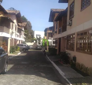 Casa de Condomínio com 3 Quartos à venda, 180m² no Santa Bárbara, Niterói