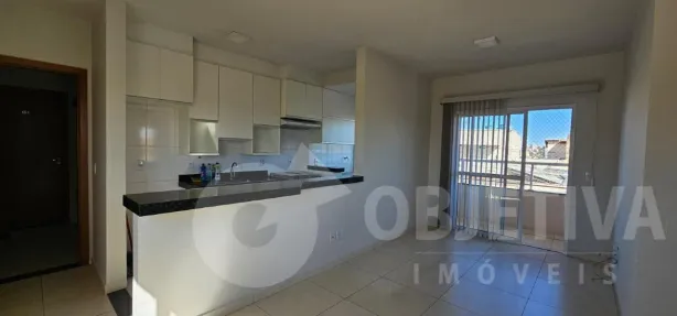 Apartamento com 2 Quartos para alugar, 63m² no Tibery, Uberlândia