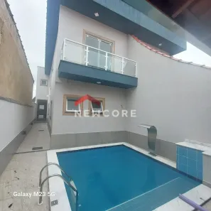 Sobrado com 4 Quartos à venda, 160m² no Savoy, Itanhaém