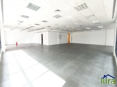 Imóvel Comercial para alugar, 1354m² no Alphaville Industrial, Barueri