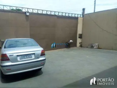 Imóvel Comercial com 5 Quartos à venda, 280m² no Centro, Bauru