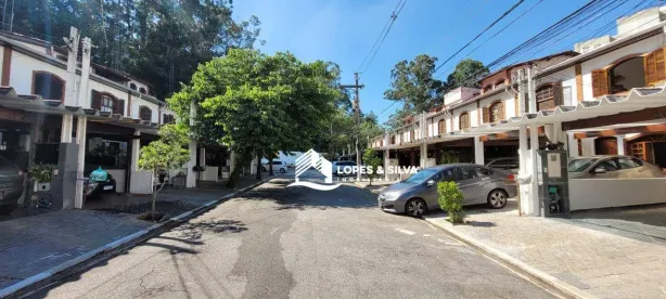 Casa de Condomínio com 4 Quartos para alugar, 115m² no Jardim Marajoara, São Paulo