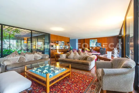 Casa com 5 Quartos à venda, 709m² no Pacaembu, São Paulo