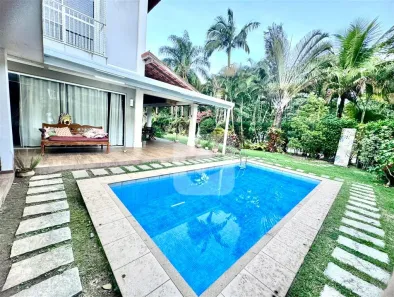 Casa com 5 Quartos à venda, 235m² no Vargem Grande, Rio de Janeiro