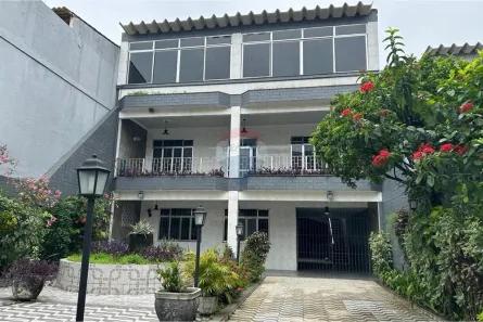Casa com 3 Quartos à venda, 348m² no Vila da Penha, Rio de Janeiro