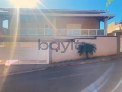 Casa com 2 Quartos à venda, 338m² no Jardim Santos Reis, Piracaia