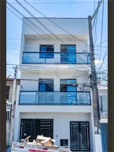 Casa de Condomínio com 2 Quartos para alugar, 50m² no Parque Maria Domitila, São Paulo