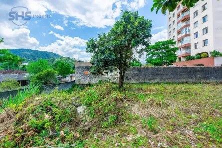 Lote/Terreno para alugar, 749m² no Garcia, Blumenau