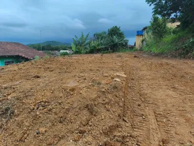 Lote/Terreno à venda, 390m² no Paranaguamirim, Joinville