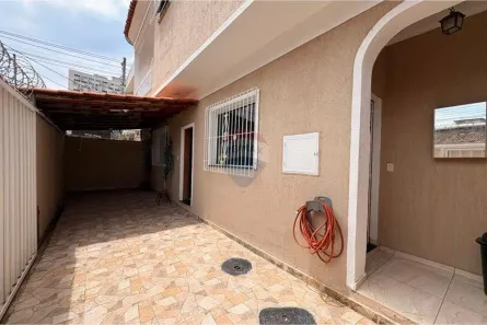 Casa com 2 Quartos à venda, 103m² no Vila Kosmos, Rio de Janeiro