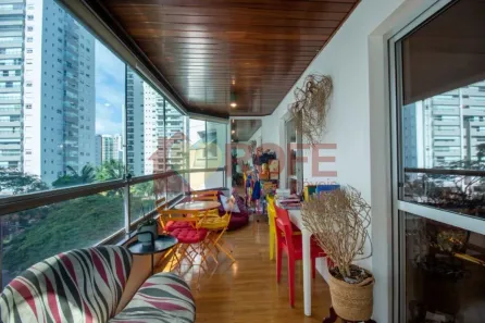 Apartamento com 3 Quartos à venda, 192m² no Campo Belo, São Paulo