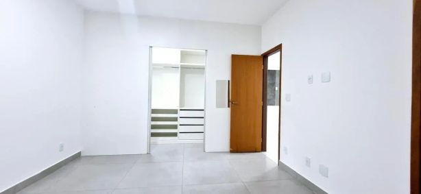 Casa de Condomínio com 3 Quartos para venda ou aluguel, 210m² no Lagoa, Macaé