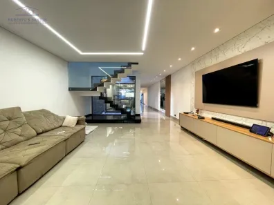 Sobrado com 4 Quartos à venda, 310m² no Vila Pirituba, São Paulo