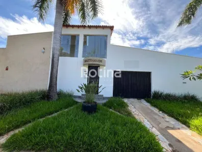 Ponto Comercial com 2 Quartos para alugar, 150m² no Jardim Karaíba, Uberlândia