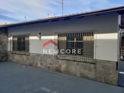 Casa com 5 Quartos à venda, 207m² no Santa Rosa, Londrina