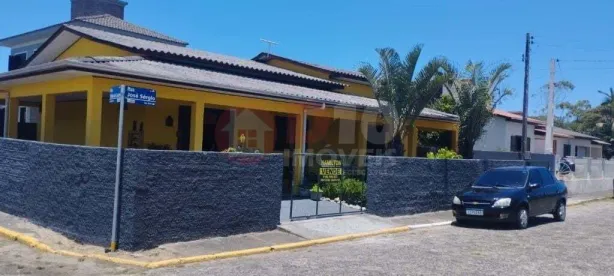 Casa com 3 Quartos à venda, 177m² no Morro dos Conventos, Araranguá
