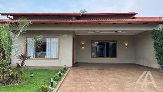 Casa de Condomínio com 3 Quartos à venda, 280m² no Aeroclube, Porto Velho