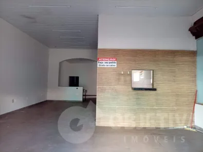 Ponto Comercial para alugar, 200m² no Centro, Uberlândia