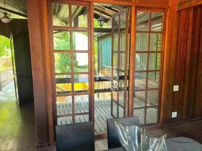 Casa de Condomínio com 4 Quartos à venda, 240m² no Piratininga, Niterói