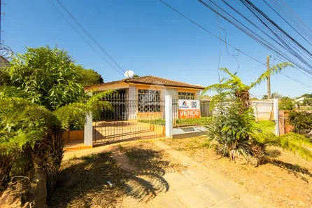 Casa com 3 Quartos à venda, 208m² no Uvaranas, Ponta Grossa