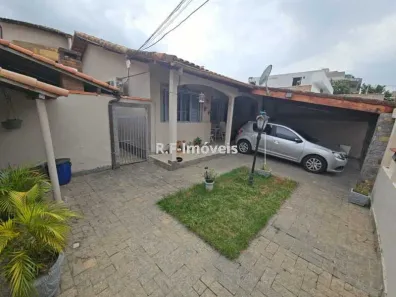 Casa de Condomínio com 3 Quartos à venda, 248m² no Vila Valqueire, Rio de Janeiro