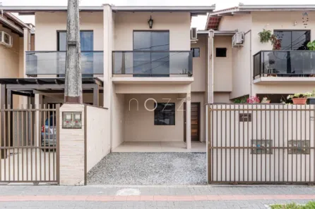 Casa com 3 Quartos à venda, 74m² no Vila Nova, Joinville