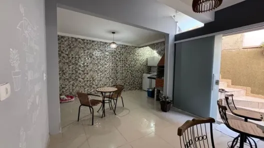Casa com 3 Quartos à venda, 124m² no Jardim Emília, Jacareí