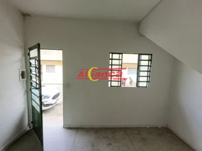 Casa com 2 Quartos para alugar, 71m² no Jardim Diogo, Guarulhos