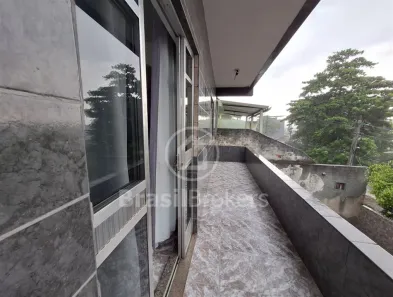 Casa com 3 Quartos à venda, 240m² no Jardim Carioca, Rio de Janeiro