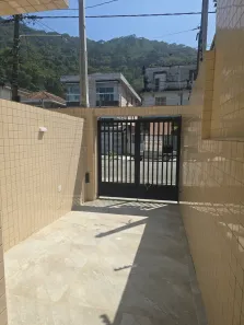 Casa com 2 Quartos para alugar, 75m² no Marapé, Santos